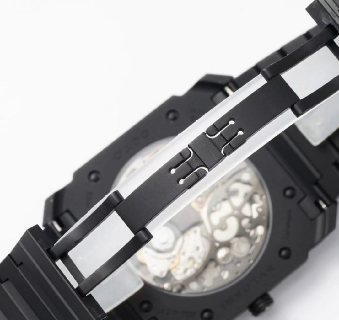 BVLGARI OCTO WITH SWIZZ MACHINE