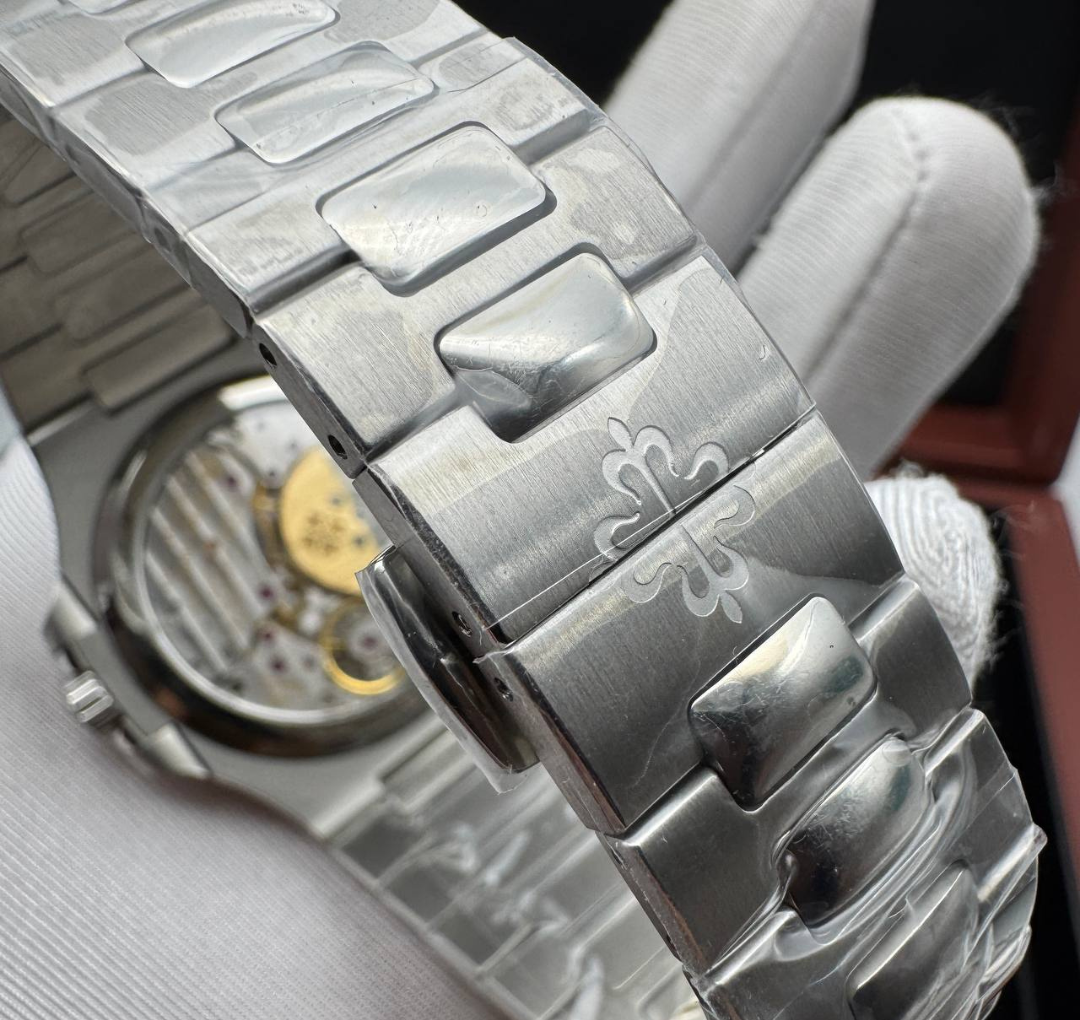 PATEK PHILIPPE WITH SWIZZ MACHINE